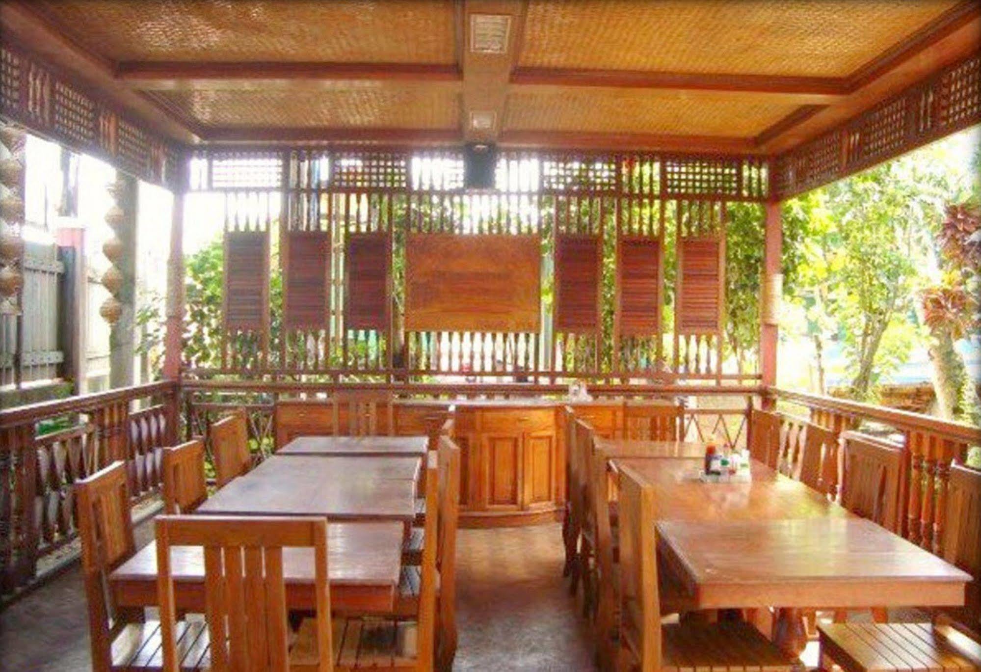 Pems Pension And Restaurant Тейтей Экстерьер фото