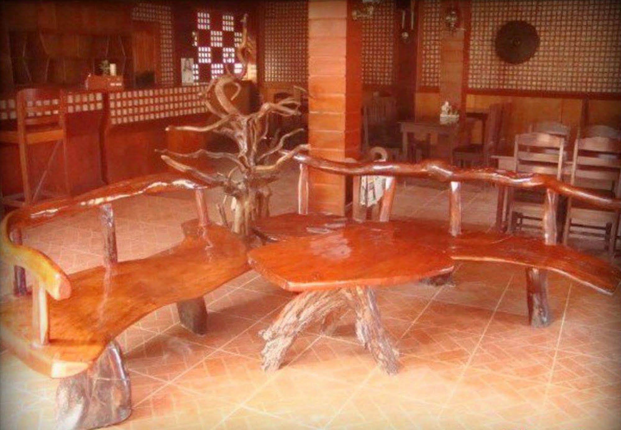 Pems Pension And Restaurant Тейтей Экстерьер фото