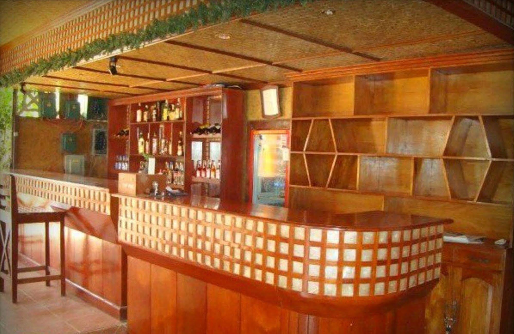 Pems Pension And Restaurant Тейтей Экстерьер фото